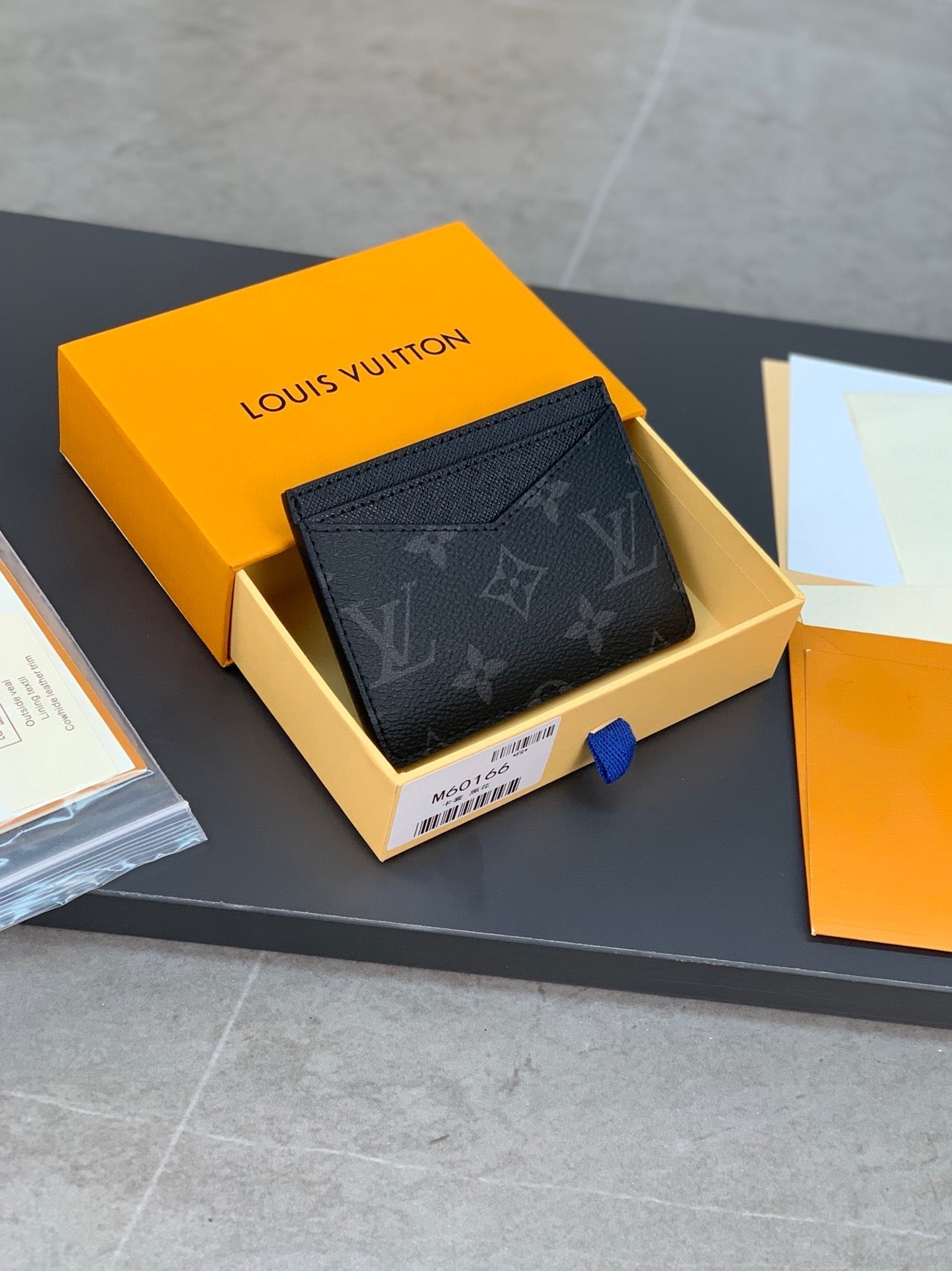 Louis Vuitton Credit Card Holder Black Monogram