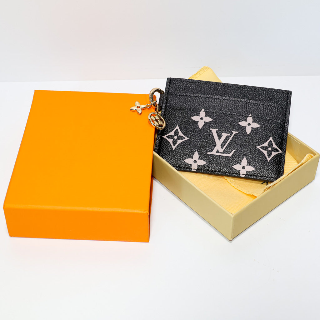 Women's LV Card Holder